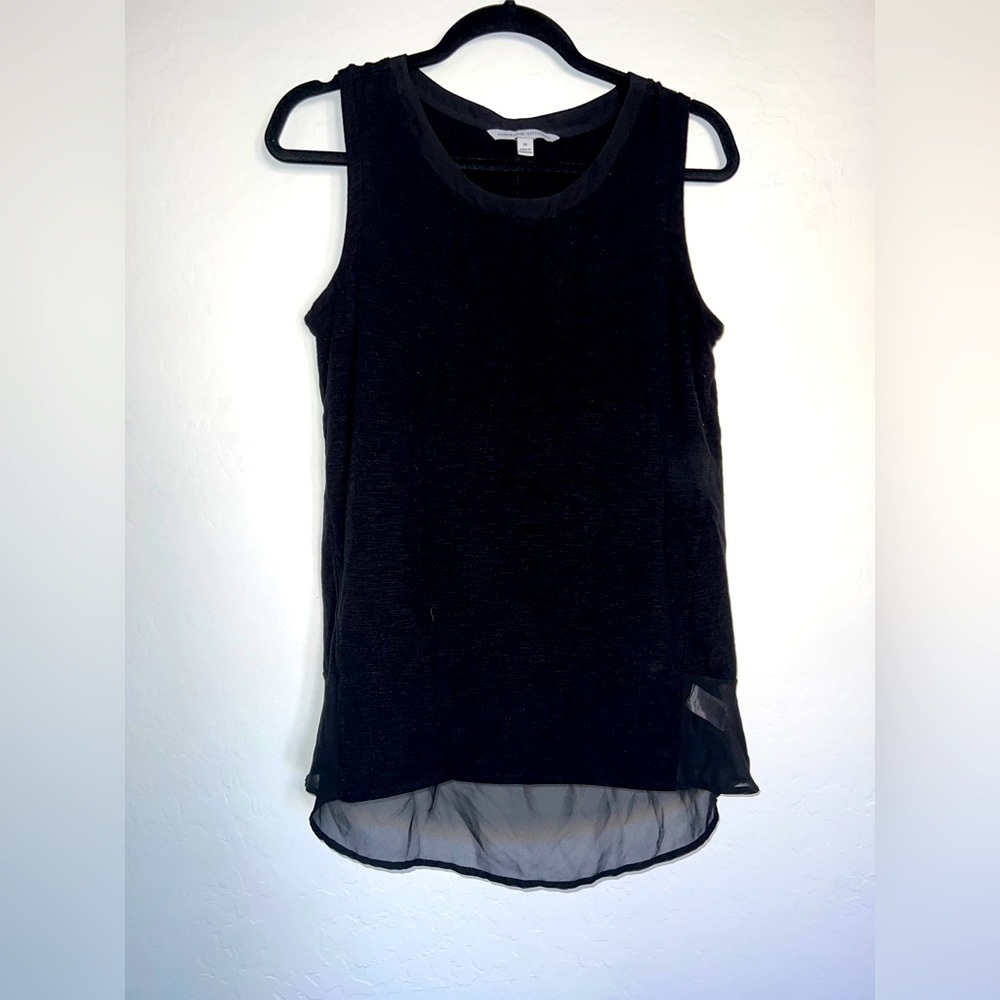 Adrienne Vittadini Black Chiffon Sleeveless Round Neck Relax Fit Tank Medium